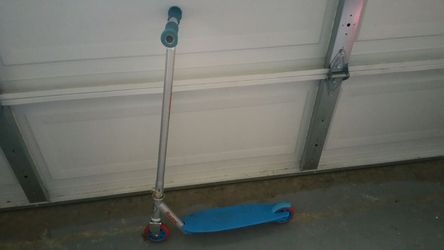 Razor scooter