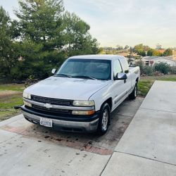 2000 Chevrolet Silverado 5.3L V8