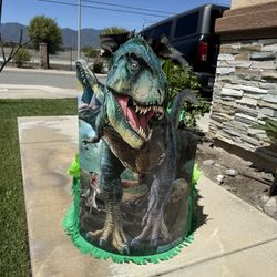 Jurassic World Pinata With Balls 