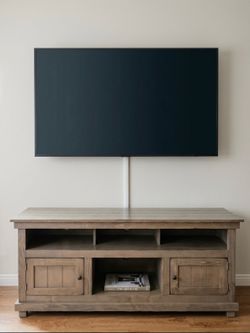 Solid wood TV stand media console