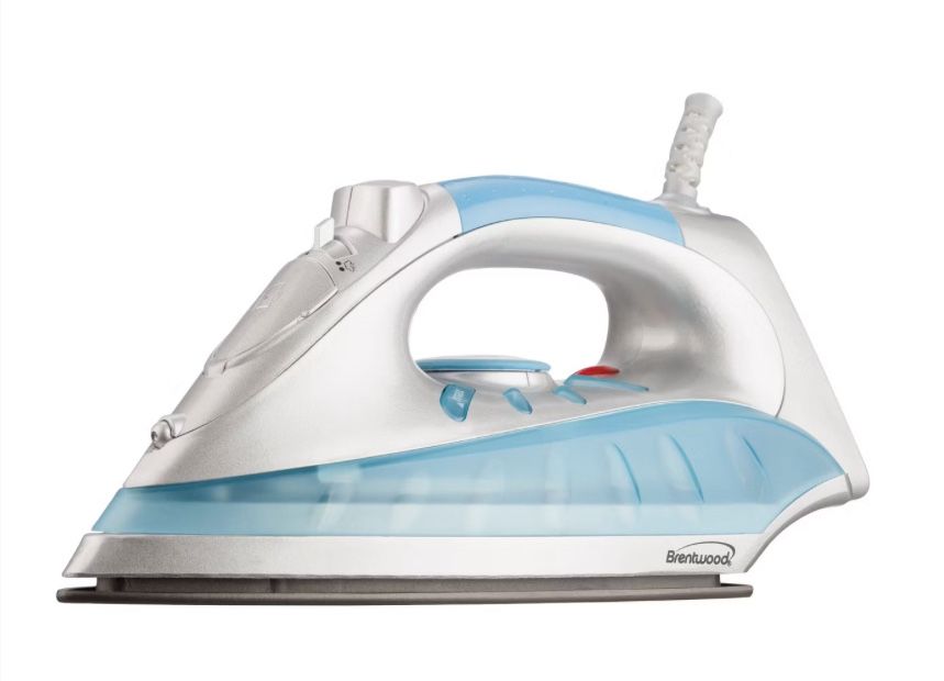 BRAND NEW IN BOX BRENTWOOD NONSTICK/SPRAY STEAM IRON 