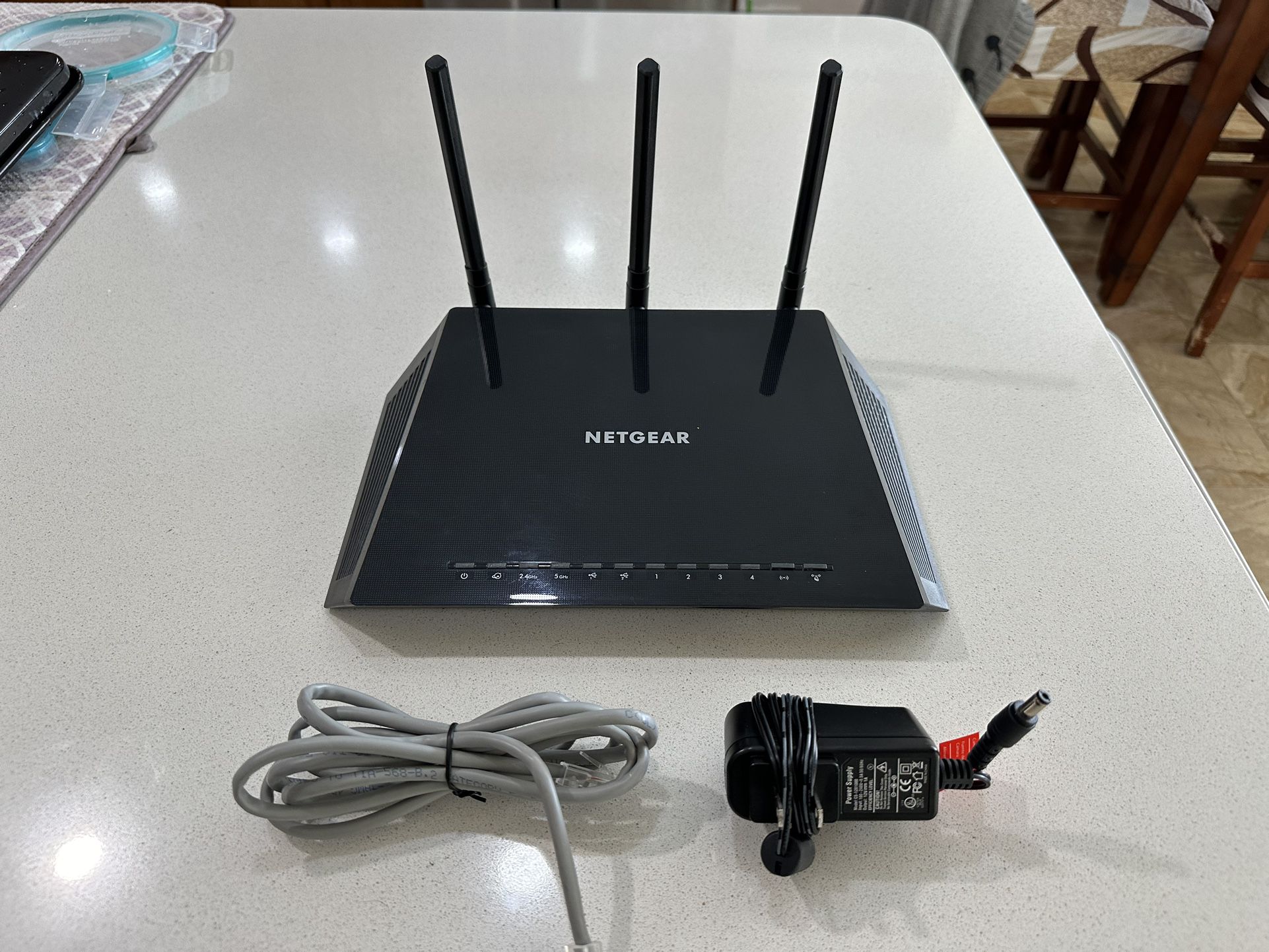 Netgear AC1750 smart WiFi router Model:6400.