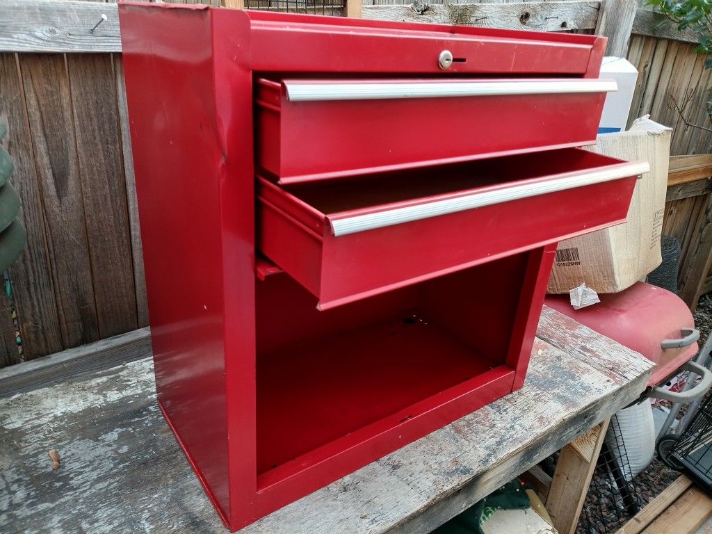 Red Toolbox Tool Box 26.5" X 14.25" X 27.5" Tall