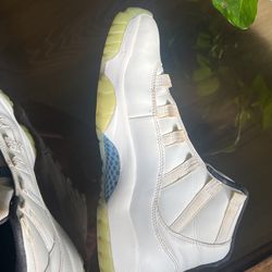 Air Jordan 11 Legend Blue Size 8