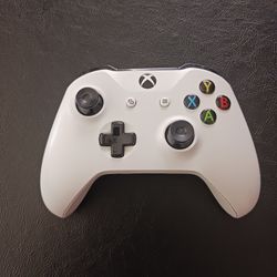 Official Microsoft XBox One Robot White Controller