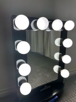 Vanity mirror