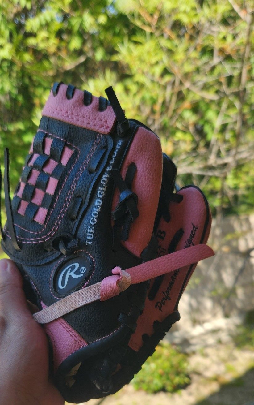 Rawlings Girl Baseball Glove