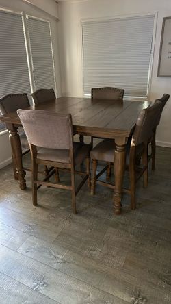 Ashley Dining Table