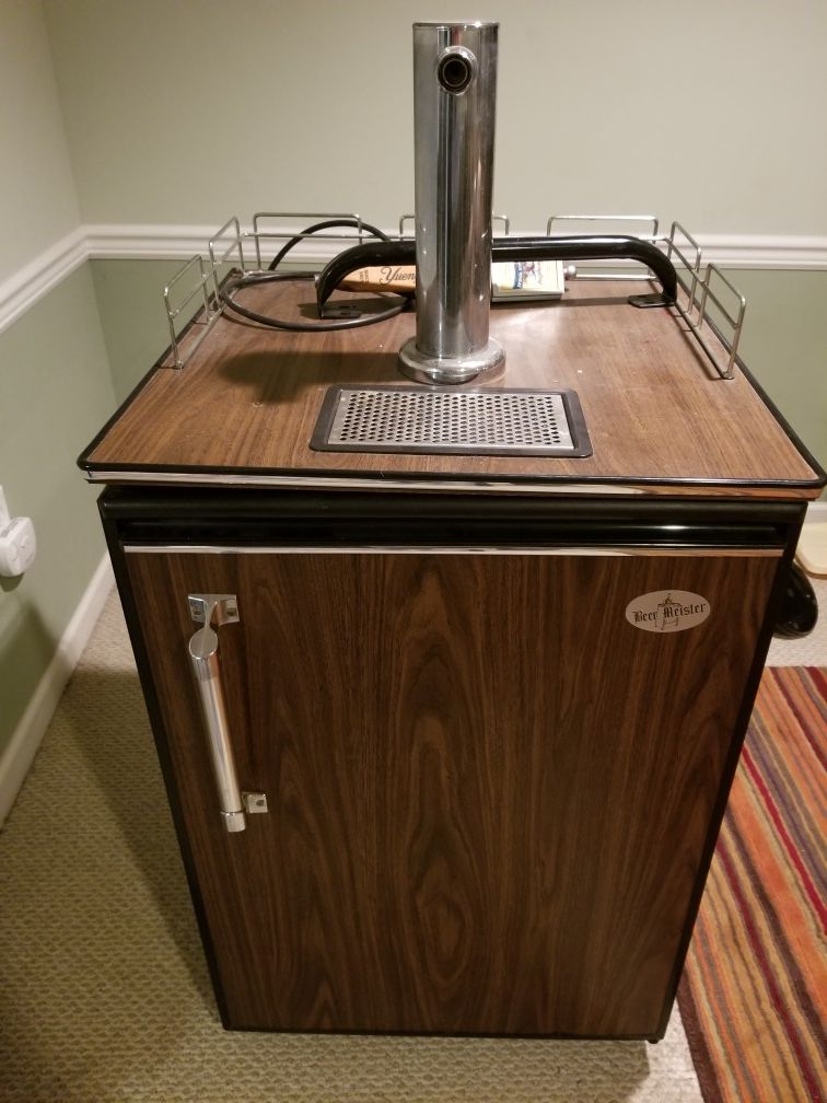 Beer Meister Kegerator