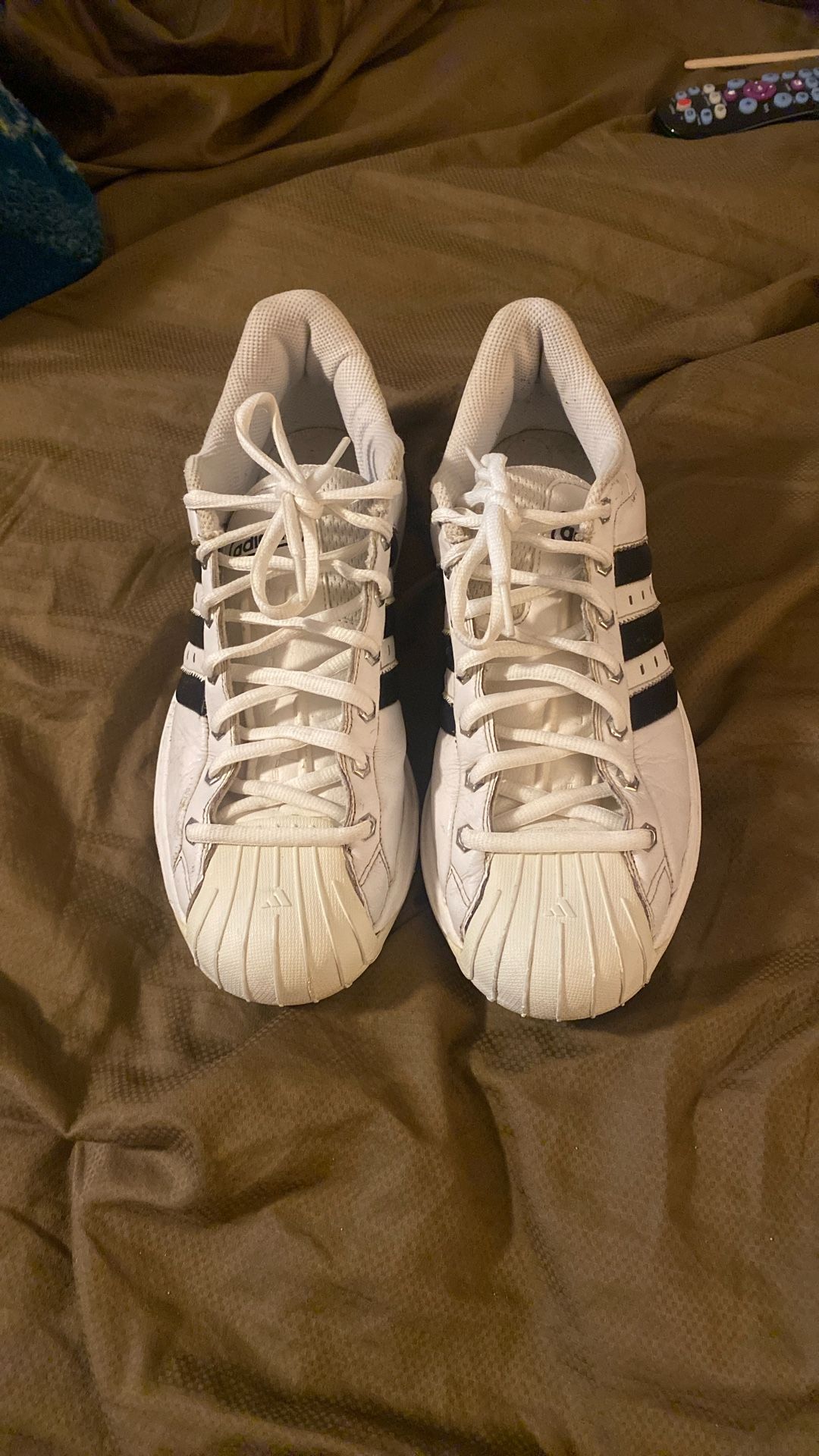 Adidas Superstars 2G Size 11 In Great Condition gently used