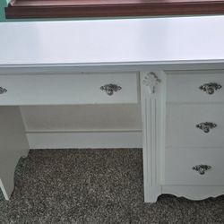 White Desk With Drawers