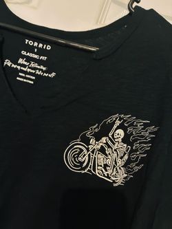 Torrid Black Skeleton Biker Embroidered T-Shirt Size 1