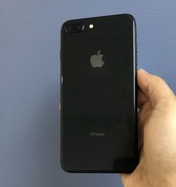 iPhone 8 Plus 64GB Factory Unlocked-Black