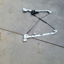 04 Chevy Tahoe Lt Front Door Window Elevator