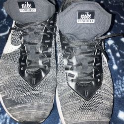 Nike Flyknit Oreo Size 10