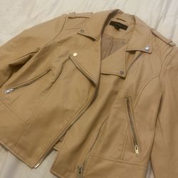 Size medium