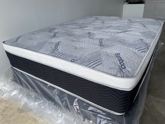 Cal King Euro Bamboo Pillow Top Mattress!!