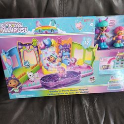 Gabby’s Dollhouse, Party Room Playset New