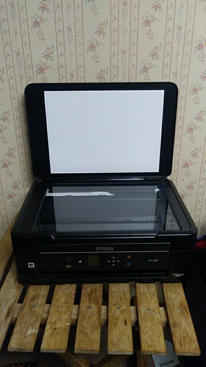 Epson Expression Home Xp-340 Wireless Color Photo Printer Scanner Copier
