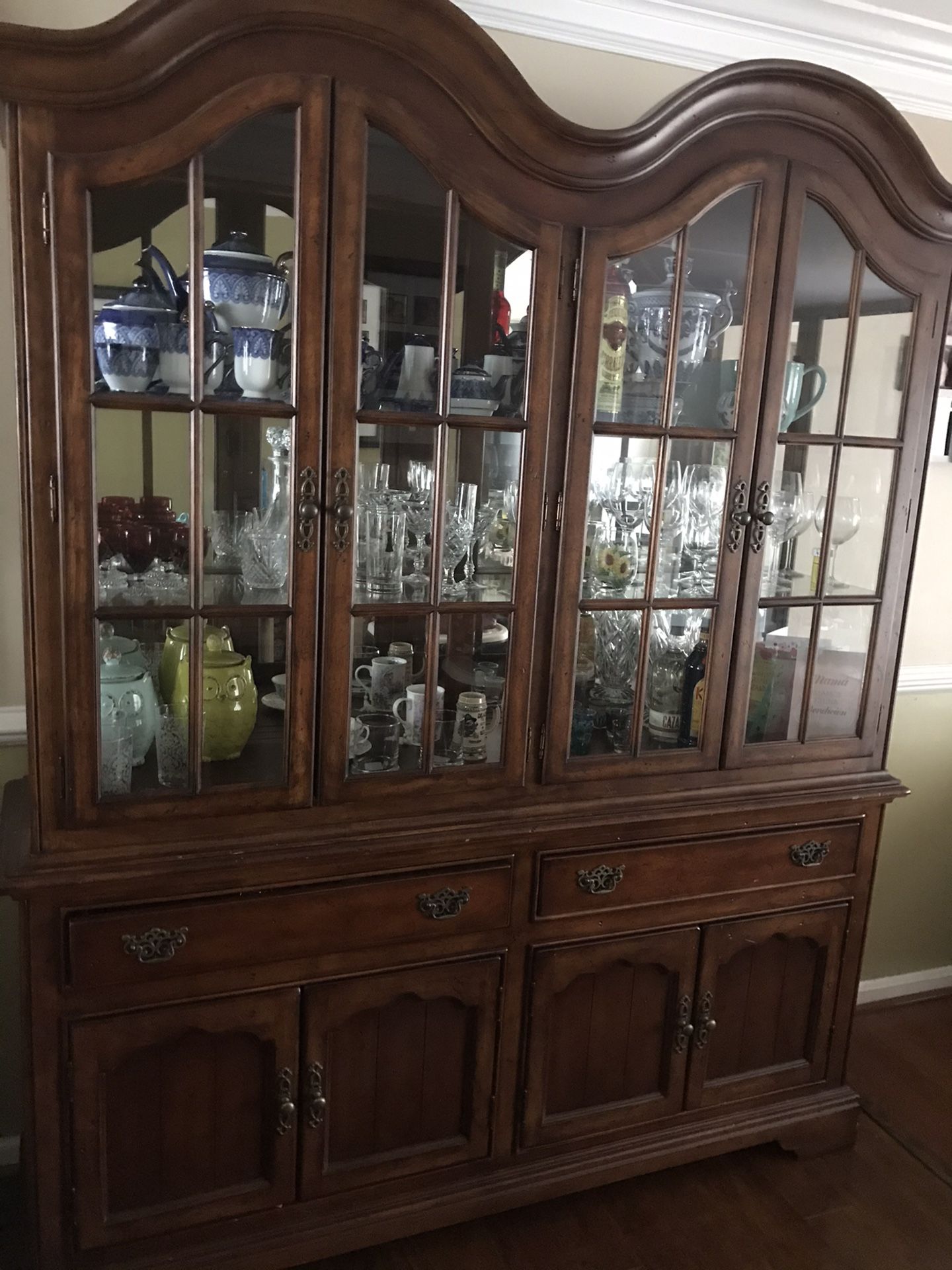 China hutch