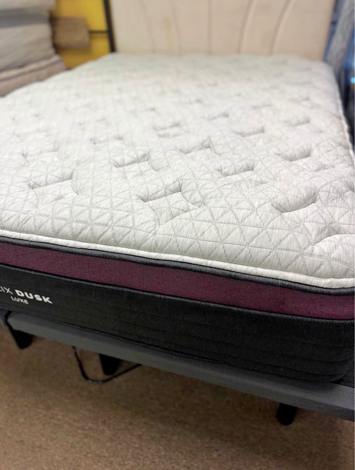 Helix Luxe Dusk Queen Mattress