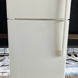 28W “ ge fridge : todo le funciona perfecto