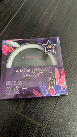 SELFIE RING LIGHT for Phone- Almost Famous Spotlight