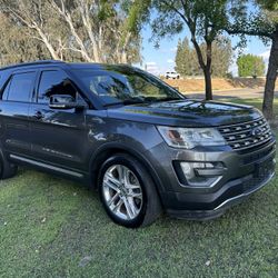2016 Ford Explorer