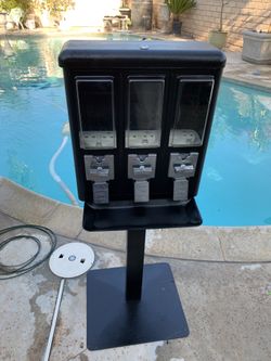 Rinho triplehead candy machine