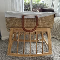 DESIGN DUA BABY BASSINET 