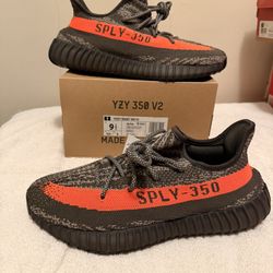 Adidas Yeezy size 91/2 Brand New and Original Zapatos de Adidas Yeezy talla 91/2 Nuevos