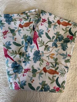 🦜 NWOT! Tropical Bird Fabric Shower Curtain