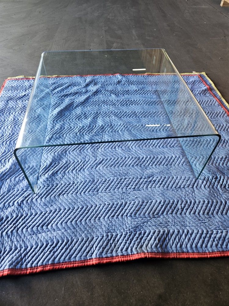 ALL GLASS COFFEE TABLE