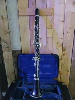 Buffet B12 Student Clarinet With Case