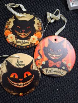 Happy  Halloween retro cats glass ornaments ( see all images)