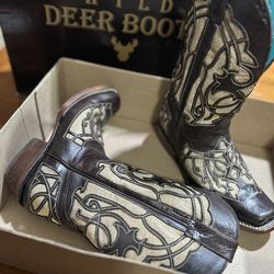 Woman’s Miranda Square Toe boots