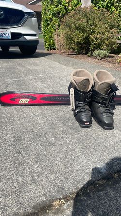 Elan skis and Solomon ski boots
