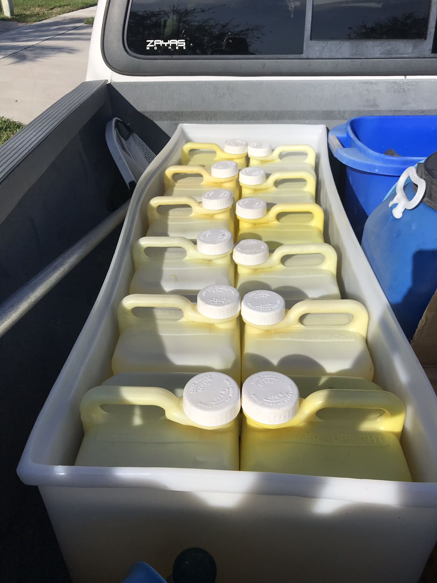 Large chlorine jug holder