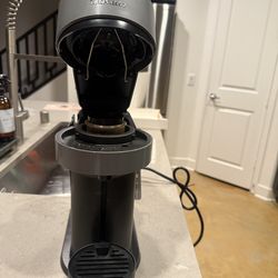 Nespresso vertuo next coffee machine