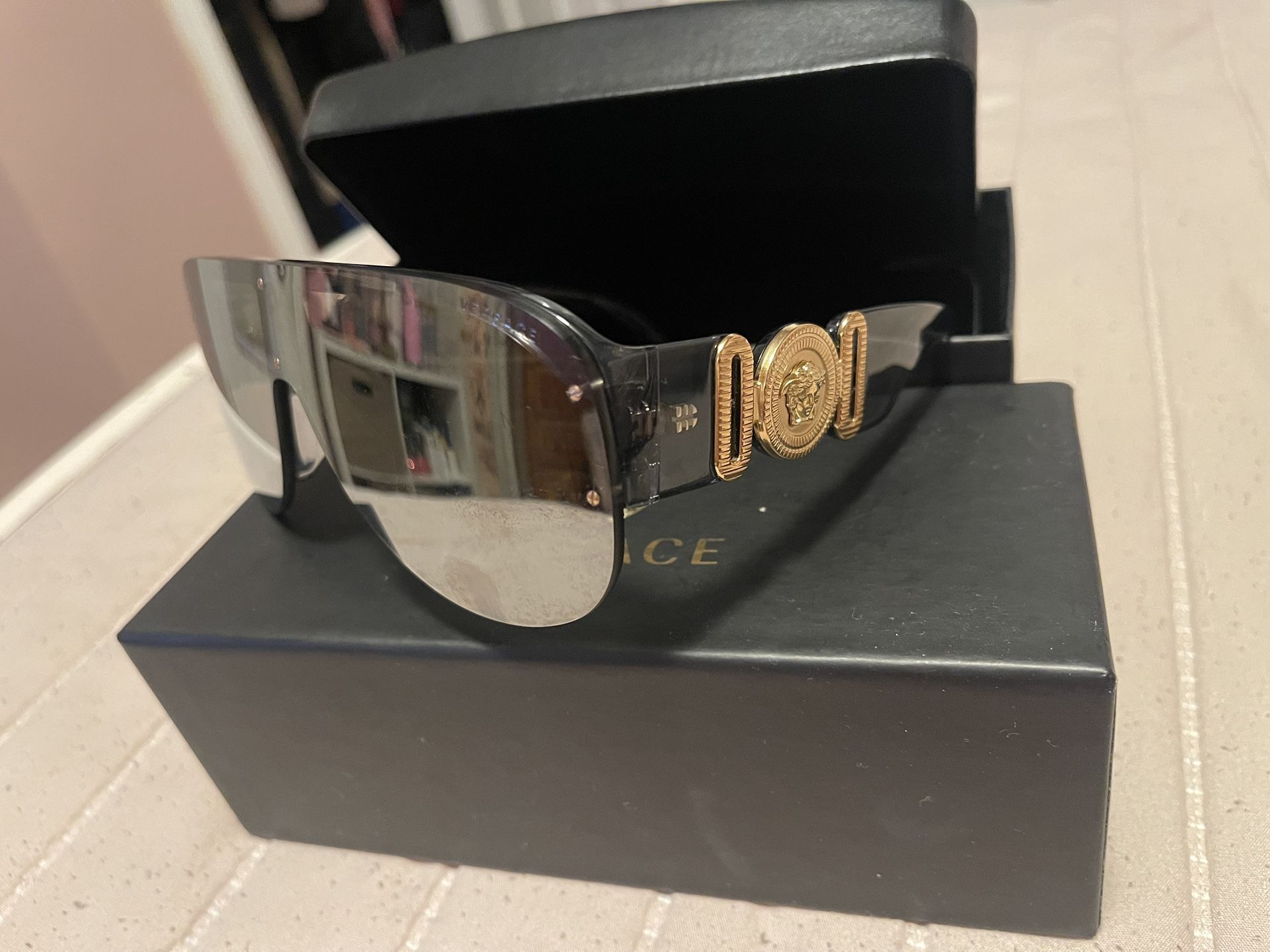 Versace brand new sunglasses, never worn! DM if interested