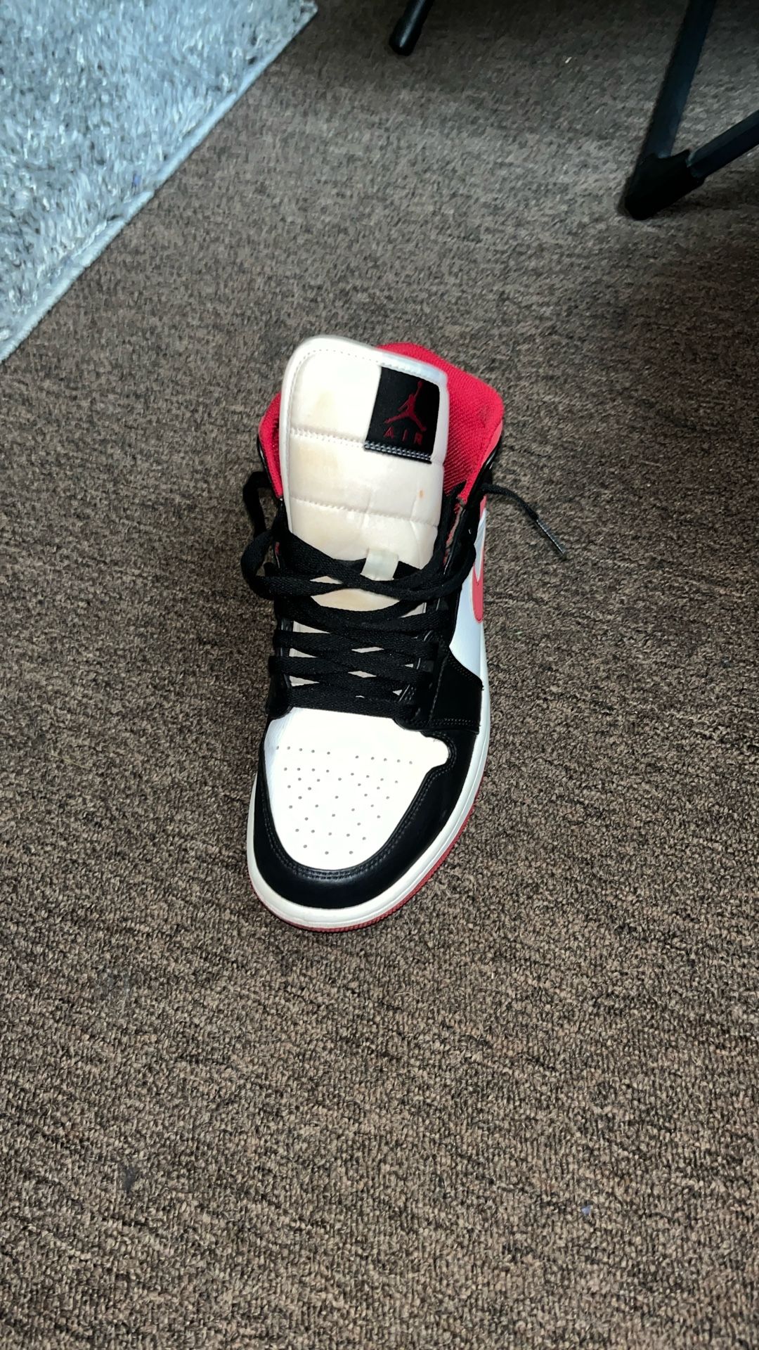 Jordan 1 Mid’s