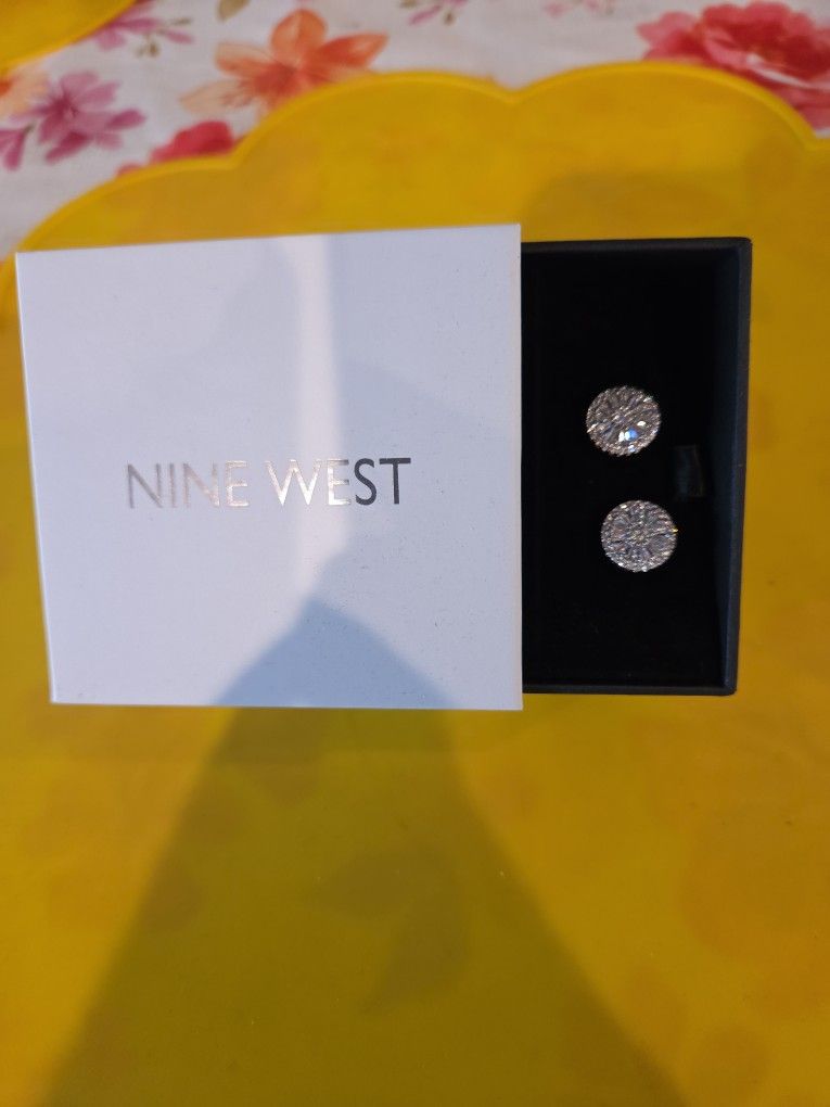 Ear Rings New