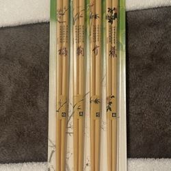 SUNCHA Bamboo Style Chopsticks-4 Pairs