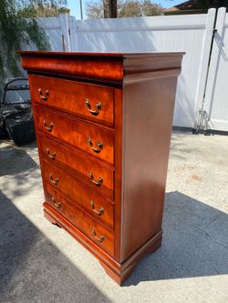 Dresser furniture