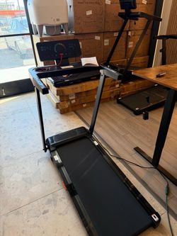 Black Folding Treadmill with Digital Display auto incline