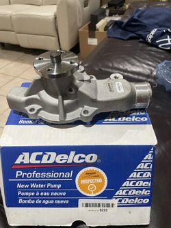 Jeep Wrangler YJ Water Pump