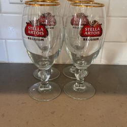12 Stella Artois Beer Glasses