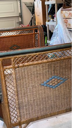 Twin wicker bed