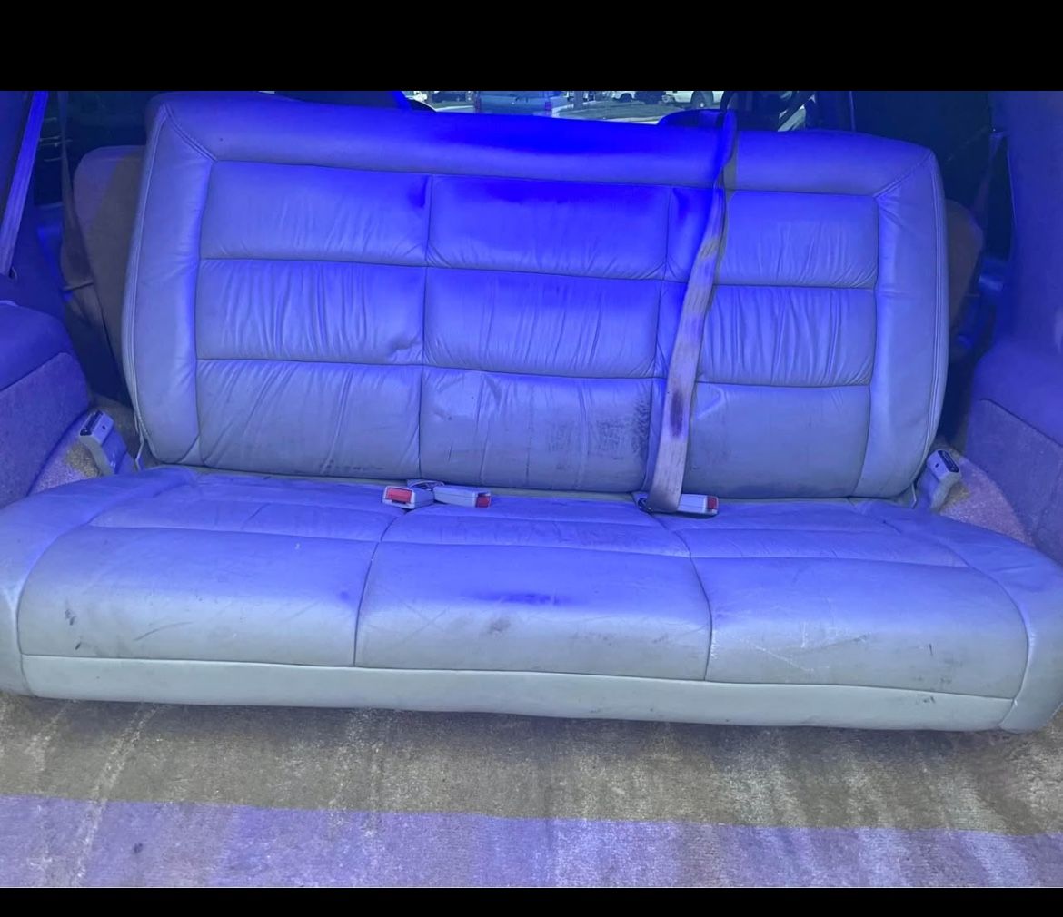 3rd Row Seat 98 GMC Suburban