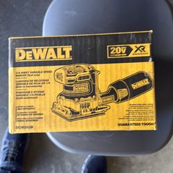 Lijadora Dewalt